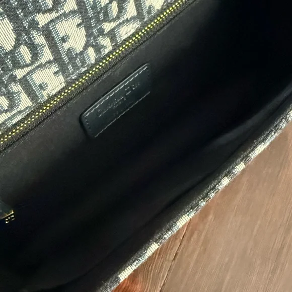 Women’s Navy and Gold Crossbody Bag - Picture 6 of 12